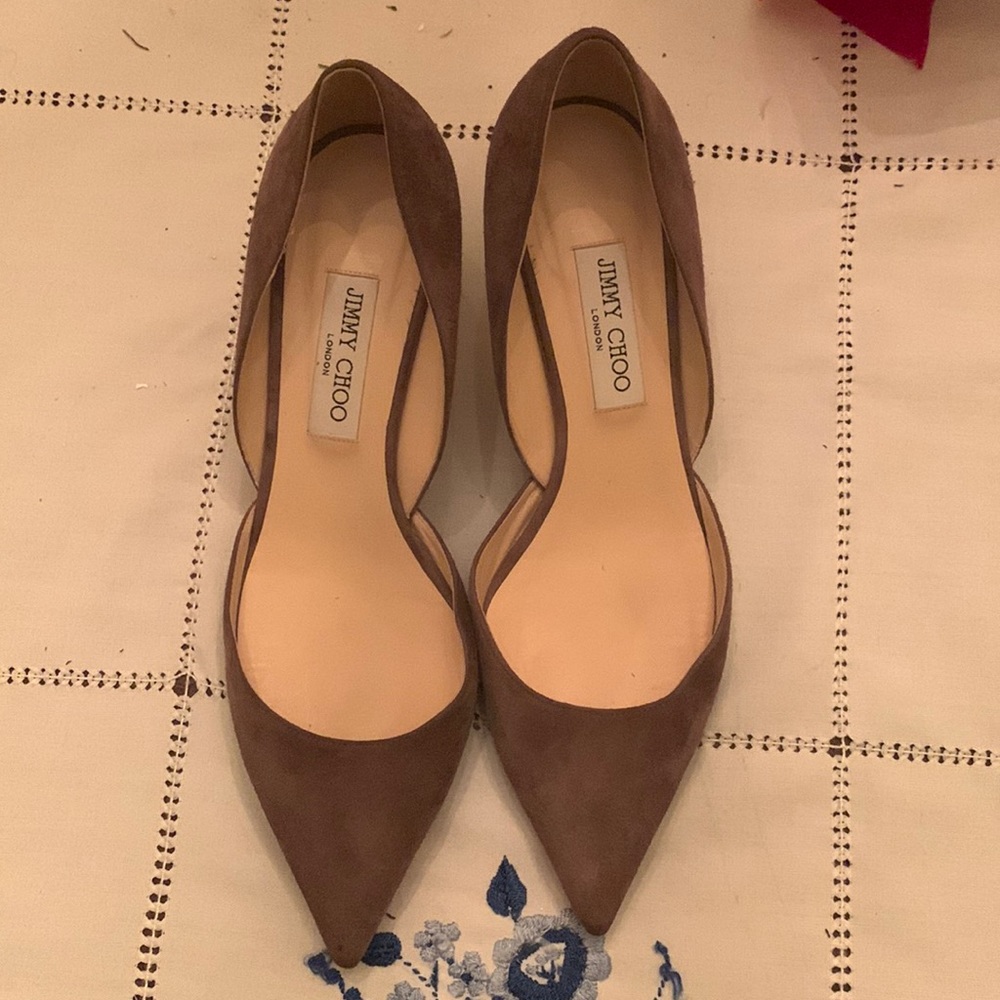 Jimmy Choo 41 - has been professionally re healed. In perfect condition!